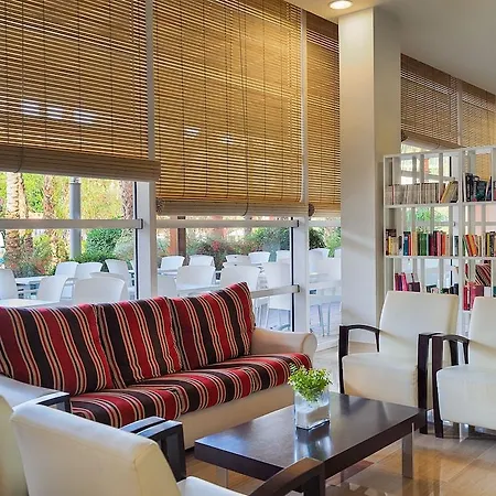 H10 Salauris Palace Ξενοδοχείο 4*