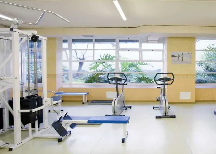 H10 Salauris Palace Hotel 4*